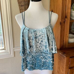 New Romeo & Juliet Couture Aqua Crush Velvet Top Size Large